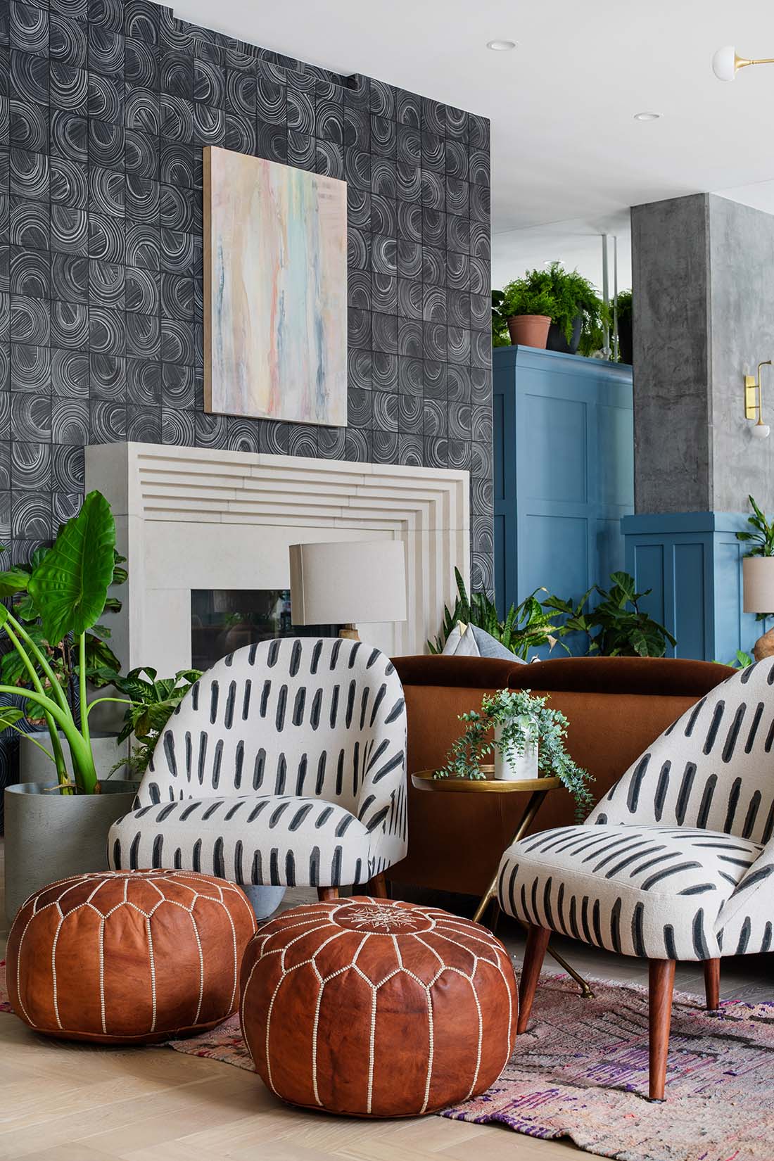 Commercial interior with patterned wallcovering